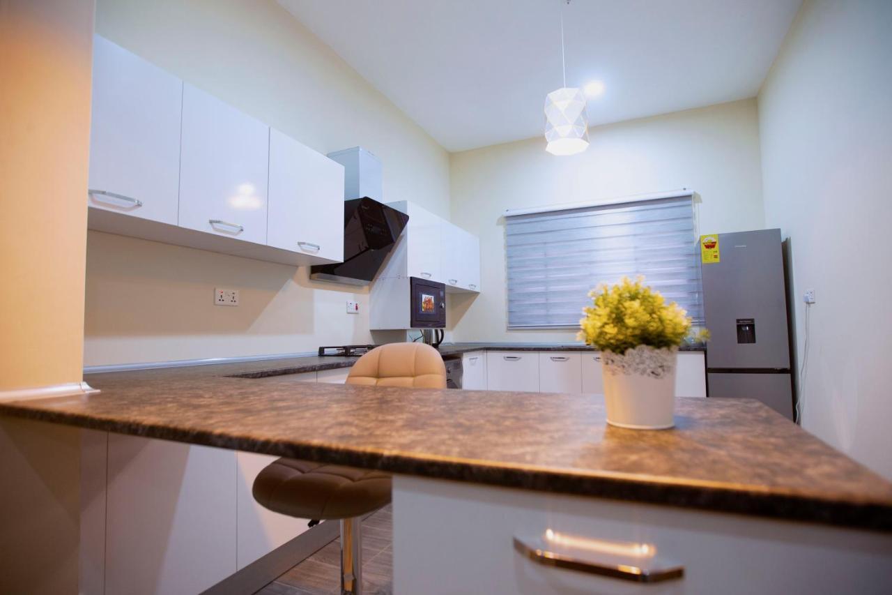 Maple Homes Acra Exterior foto
